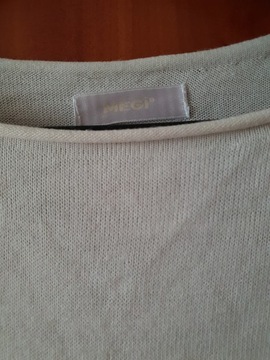 Белый свитер MEGI, размер 38.