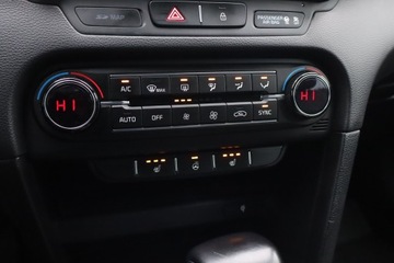 Kia Ceed III Hatchback 1.6 CRDi SCR 136KM 2019 Kia Ceed 1.6 CRDi, Automat, Skóra, Navi, Klima, zdjęcie 15