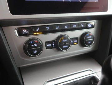 Volkswagen Passat B8 Limousine 2.0 TDI BlueMotion Technology 150KM 2018 VW Passat 2.0 TDI, Salon Polska, Navi, Klima, zdjęcie 11