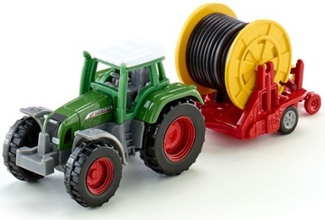 SIKU 1677 Traktor z deszczownicą szpulową | 1:87