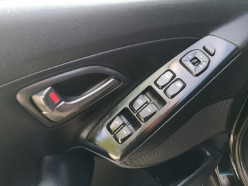 Hyundai ix35 SUV Facelifting 1.7 CRDi 115KM 2015 Hyundai ix35 1.7 CRDI 116KM Klimatronik Tempomat, zdjęcie 10