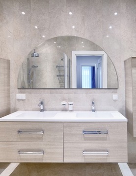 DUŻE LUSTRO ŚCIENNE NA WYMIAR Z WYCIĘCIEM 150 CM