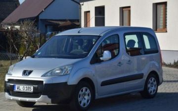 Peugeot Partner II Furgon 1.6 90KM 2008 Peugeot Partner 1.6B MPI Klima 157 TYS KM 2 KPL KOL Sprowadzony 1.6, zdjęcie 3