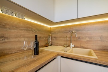 Мебельная лента прямая светодиодная под шкаф 2х80см WiFi