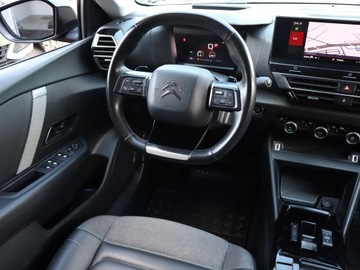 Citroen C4 III SUV 1.2 PureTech 156KM 2021 Citroen C4 1.2 PureTech, Salon Polska, Serwis ASO, zdjęcie 6