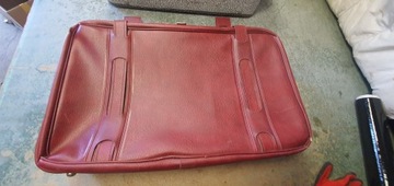 СТАРЫЕ ЧЕМОДАНЫ (P1011)