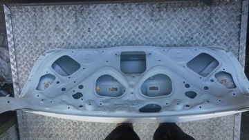 AVENSIS KOMBI T27 FACELIFT T29 VÍKO KUFRU ZADNÍ