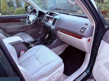 Toyota Land Cruiser IV 3.0 D-4D 163KM 2005 Toyota Land Cruiser 3.0 D Sol 163KM 2005r bezwypadkowy, zdjęcie 27