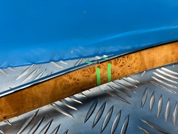 MERCEDES W211 LIFT AVANTGARDE ДЕКОРЫ ДЕРЕВЯННЫЕ ПОЛОСКИ