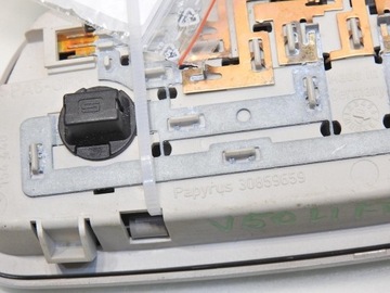 LAMPA OSVĚTLENÍ INTERIÉR ZADNÍ VOLVO V50 FACELIFT