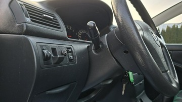 Toyota Corolla VIII Kombi 1.4 VVti 97KM 2002 Toyota Corolla Salon Polska, zdjęcie 19