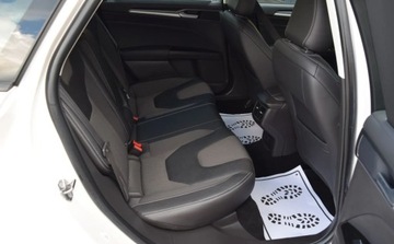Ford Mondeo V Kombi 2.0 TDCi 150KM 2018 Ford Mondeo 2.0 TDCI PowerShif Titanium Fuul Ledy kamera Lopatki Navi Alum, zdjęcie 33