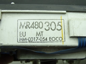 MITSUBISHI L200 II / III 96-06 PŘÍSTROJOVÁ DESKA GB MR480305