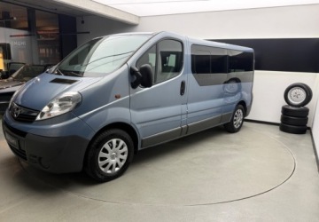 Opel Vivaro A Combi L1 2.0 CDTI 115KM 2012 Opel Vivaro Long 9 Miejsc Navi Klima Hak Zamiana Raty Gwarancja 2.0 Diesel, zdjęcie 4