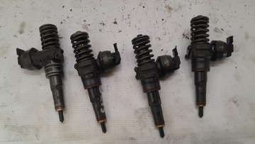 VW PASSAT B5 FL LIFT 1.9 TDI WTRYSKIWACZ WTRYSK 038130073AJ 0414720037