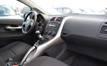 Toyota Auris I Hatchback 1.33VVT-i 100KM 2009 Toyota Auris bezwypadkowe z niski przebiegiem serwisowany w ASO TOYOTA 1.3, zdjęcie 35