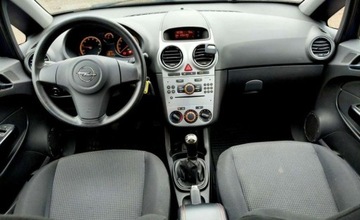 Opel Corsa D Hatchback 5d Facelifting 1.2 Twinport ECOTEC 70KM 2013 Opel Corsa Opel Corsa 1.2 Benzyna 70KM, zdjęcie 3
