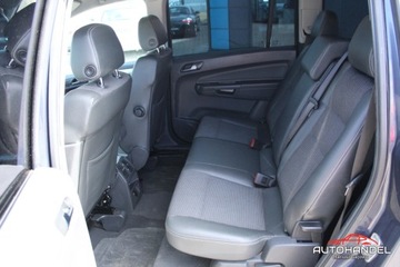Opel Zafira B 1.8 ECOTEC 140KM 2009 Opel Zafira 1.8 140ps, Automat, Bi-ksenony, Polskory, Alufelgi 1.8 140KM, zdjęcie 17