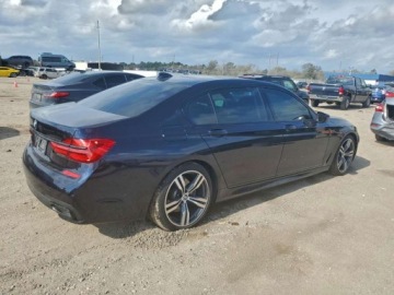 BMW Seria 7 G11-G12 2018 BMW Seria 7 740xi 2018 3.0l 3.0 Benzyna 320KM, zdjęcie 3