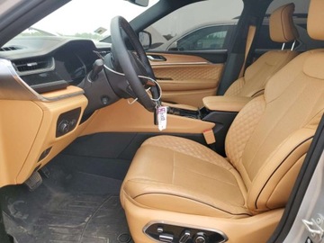 Jeep Grand Cherokee V 2023 Jeep Grand Cherokee Summit 2023 3.6l 3.6 Benzyna 293KM, zdjęcie 7