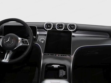 Mercedes GLC C254/X254 2025 GLC Coupe 200 d 4-Matic Avantgarde 2.0 (163KM) 2025, zdjęcie 8