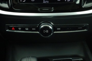 Volvo V60 II  2021 Volvo V60 Cross Country B4 2.0 AWD, 194 KM, 4X4, zdjęcie 10