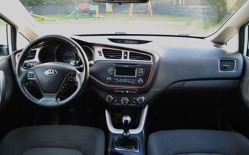 Kia Ceed II Kombi 1.6 CRDi 128KM 2015 Kia Ceed GWARANCJA, 2015r, 1.6 Diesel 128KM, Niski przebieg, Ladnie utrzym, zdjęcie 8