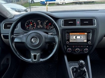 Volkswagen Jetta VI Sedan Facelifting 1.4 TSI 125KM 2014 Volkswagen Jetta VATmarza Salon PL pelen serwis ASO od Dealera LED, zdjęcie 13