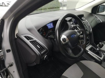 Ford Focus III Hatchback 5d 1.0 EcoBoost 125KM 2012 Ford Focus 1.0 12v 125KM Klimatr Navi ALU Isofix, zdjęcie 12