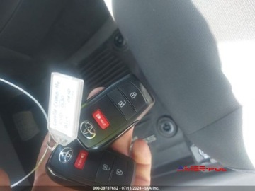 Toyota Corolla Cross 2.0 Hybrid Dynamic Force 197KM 2024 Toyota Corolla Cross 2024 r., 2,0L SE 4X4 HYBRID 2.0 Hybryda 196KM, zdjęcie 9