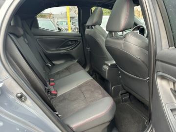 Toyota Yaris IV Hatchback Facelifting 1.5 Hybrid Dynamic Force 130KM 2025 Toyota Yaris Hybryda GR SPORT+VIP SKYVIEW/Salon PL/, zdjęcie 13