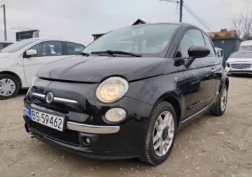 Fiat 500 II Hatchback 3d 1.3 TD 75KM 2007 Fiat 500 2007r, 1.2 Diesel. Uszkodzony prawy przod i tyl. Jezdzi. 1.2