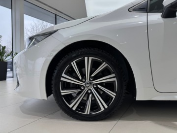 Toyota Corolla XII TS Kombi Facelifting 2.0 Hybrid Dynamic Force 196KM 2022 Toyota Corolla Comfort + Tech + Style / LED / Podg, zdjęcie 16