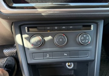 Volkswagen Touran III 1.5 TSI EVO 150KM 2021 Volkswagen Touran salon PL FV VAT 23 bezwypadkowy 1.5 Benzyna 150KM, zdjęcie 16