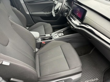 Skoda Octavia IV Liftback 1.5 TSI EVO 150KM 2023 Skoda Octavia Skoda Octavia IV 1.5 TSI / 150 KM Sp, zdjęcie 34