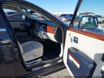 Rolls-Royce 2011 Rolls-Royce Ghost 2011 6.6l 6.6 Benzyna 563KM, zdjęcie 9