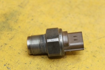 CZUJNIK CIŚNIENIA PALIWA 2.0 D LEGACY IV