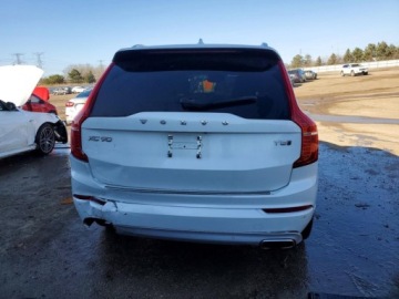 Volvo XC90 II SUV Facelifting 2.0 T5 250KM 2020 Volvo XC 90 2020 r. 2,0L T5 MOMENTUM 2.0 Benzyna 250KM, zdjęcie 4
