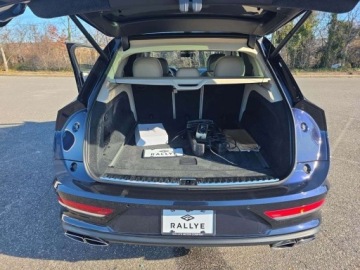 Bentley Bentayga 2024 Bentley Bentayga V8 2024 Benzyna 542KM, zdjęcie 3