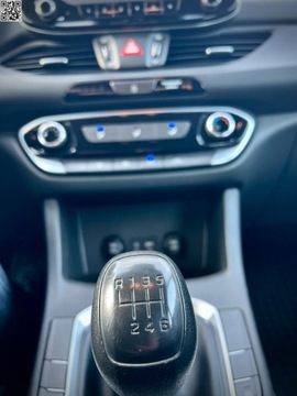 Hyundai i30 III Hatchback 1.4 MPI 100KM 2019 Hyundai i30 Black Weekend-bardzo Maly Przebieg-Serwisowany 1.4 Benzyna, zdjęcie 25