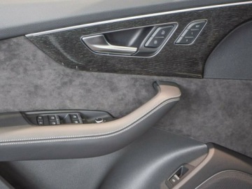 Audi Q7 II (4M) SUV Facelifting  3.0 50 TDI 286KM 2026 AUDI Q7 TDI quattro S Line Suv 3.0 (286 KM) 2026, zdjęcie 12