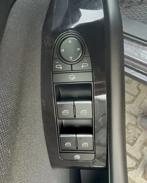 Mazda 3 IV Hatchback 2.0 SkyActiv-X 186KM 2023 Mazda 3 2.0 SkyActiv-X 186 KM Hikari 2.0 Benzyna 186KM, zdjęcie 14