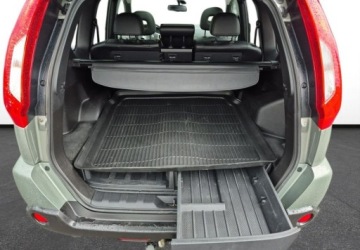 Nissan X-Trail II 2010 Nissan X-Trail Nissan X-Trail Tekna LE 4x4 Panorama Hak 2.0DCi 170KM, zdjęcie 23