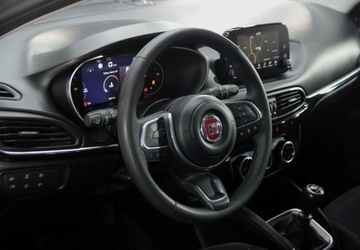 Fiat Tipo II Hatchback Facelifting 1.6 MultiJet 130KM 2022 Fiat Tipo PL Salon _ FV 23 _ 1.6 diesel 130 KM 1.6 Diesel 130KM, zdjęcie 13