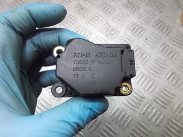 SILNICZEK NAGRZEWNICY VOLVO S60 I 75622
