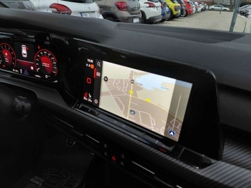 Volkswagen Golf VIII Variant 1.5 TSI 150KM 2023 Volkswagen Golf R Line Panorama Kamera Harman Kardon 1.5 Benzyna 150KM, zdjęcie 13