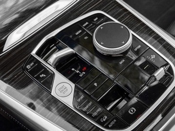 BMW X5 G05 SUV Facelifting 3.0 30d 298KM 2025 xDrive30d Sport Suv 3.0 (298KM) 2025, zdjęcie 9
