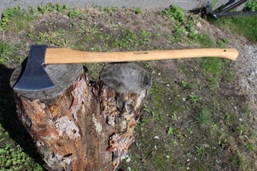 Лесной топор 1кг Ясень Крумхольца