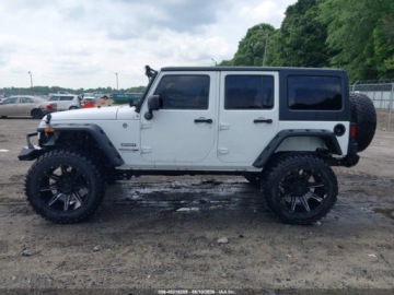 Jeep Wrangler III Unlimited Facelifting 3.6 V6 286KM 2018 Jeep Wrangler Unlimited Sport S 4x4 2018 3.6 Benzyna 285KM, zdjęcie 1