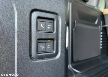 Land Rover Defender IV (L663) Hard Top 90 3.0D R6 250KM 2024 Land Rover Defender Land Rover Defender 3.0 Diesel 250KM, zdjęcie 15